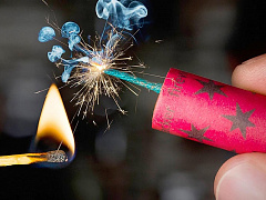 ПАМЯТКА НАСЕЛЕНИЮ ПО ПРИМЕНЕНИЮ ПИРОТЕХНИКИ