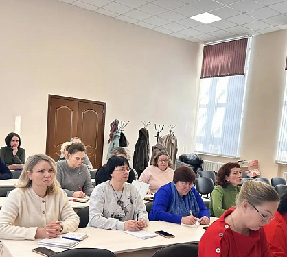 Депутатские слушания по вопросу реорганизации образовательных организаций Шенкурского округа прошли 13 февраля в окружном Собрании депутатов. 